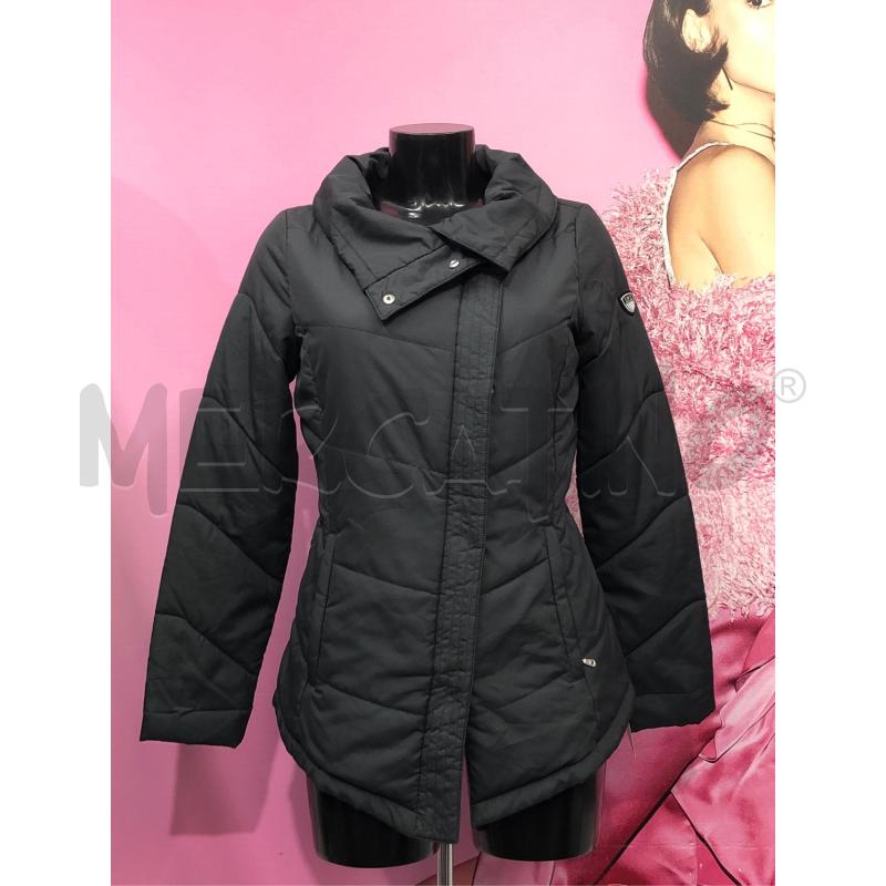 PIUMINO DONNA EMPORIO ARMANI NERO  | Mercatino dell'Usato Roma somalia 1