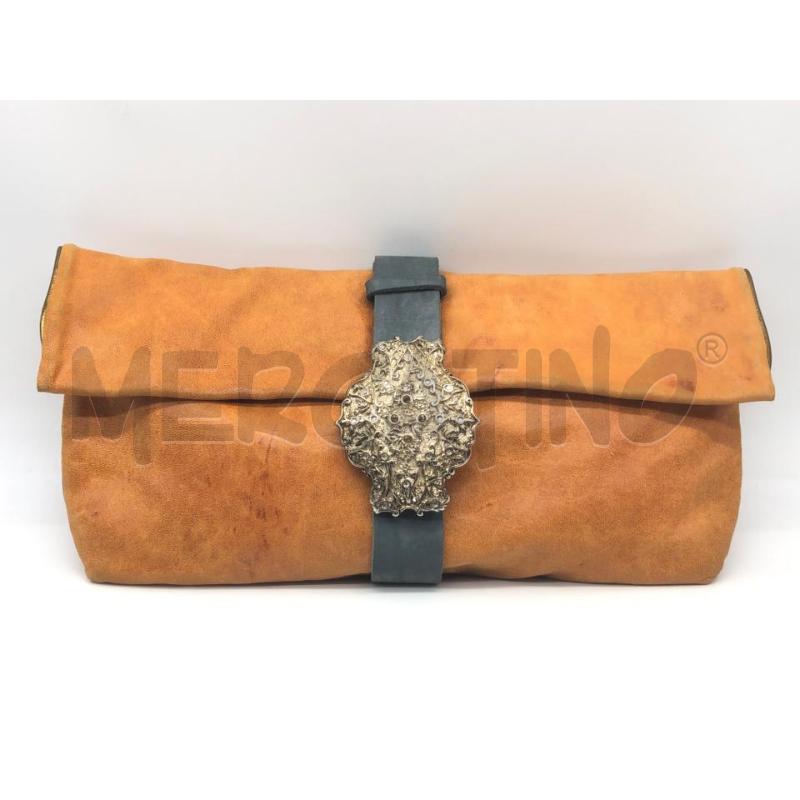 POCHETTE PIGNAREA ARANCIO CHIUSURA GIOIELLO | Mercatino dell'Usato Roma somalia 1