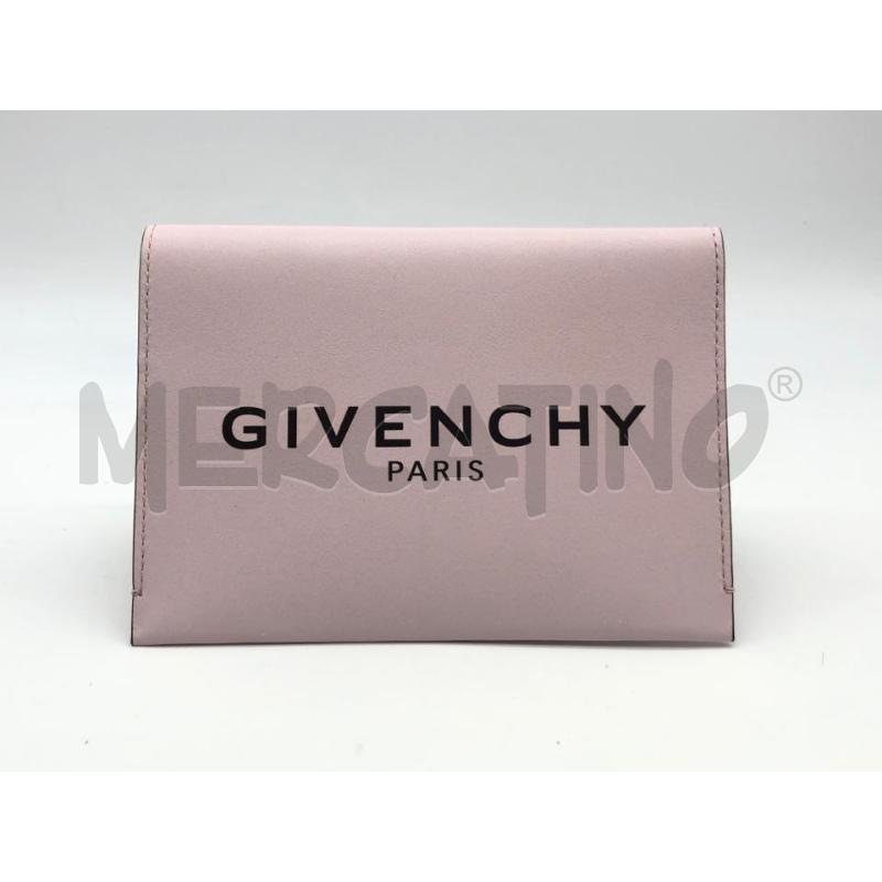 PORTA DOCUMENTI GIVENCHY ROSA  | Mercatino dell'Usato Roma somalia 2