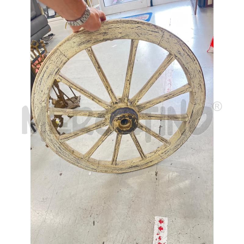 RUOTA CARRETTO CHIARO | Mercatino dell'Usato Roma somalia 2