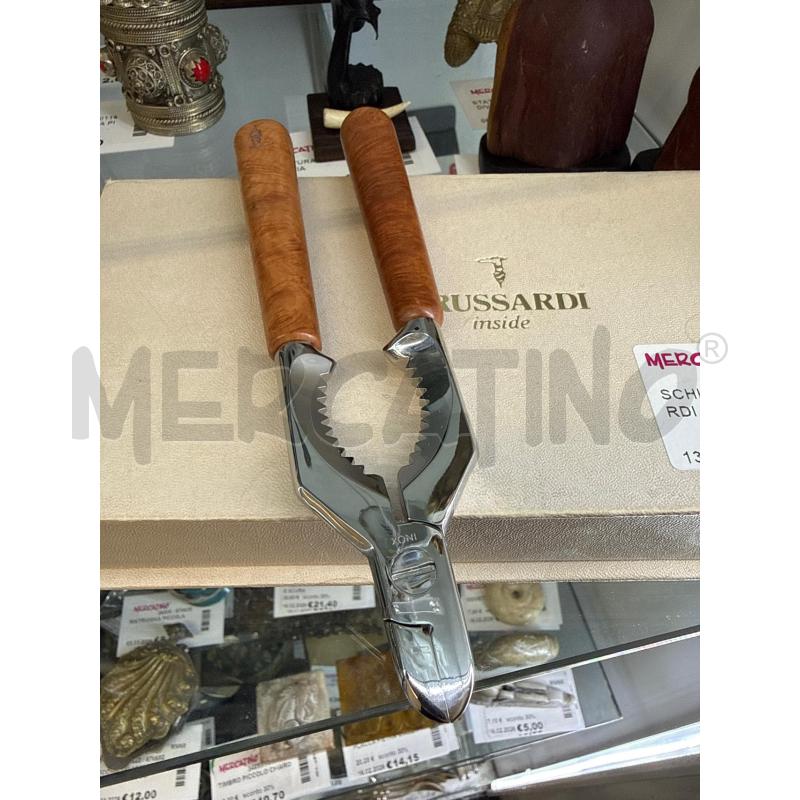 SCHIACCIA NOCI TRUSSARDI | Mercatino dell'Usato Roma somalia 2
