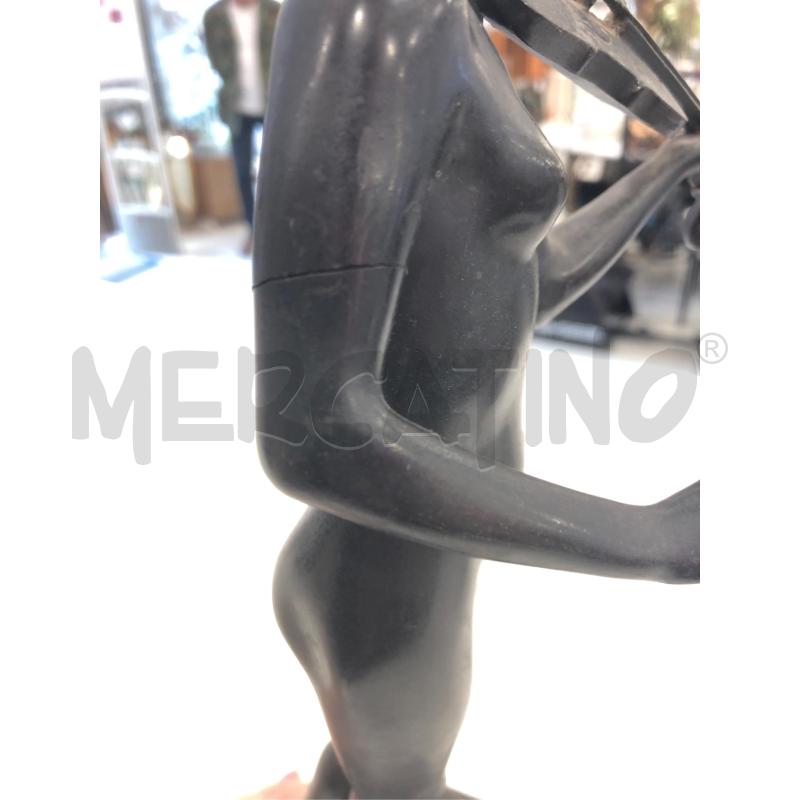 SCULTURA DONNA SUONATRICE DA RIV | Mercatino dell'Usato Roma somalia 3