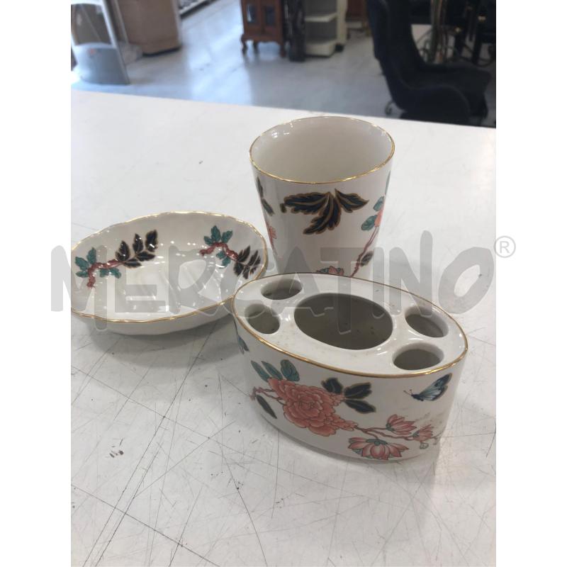 SET DA BAGNO FIORI OLD FOLEY 3PZ | Mercatino dell'Usato Roma somalia 2