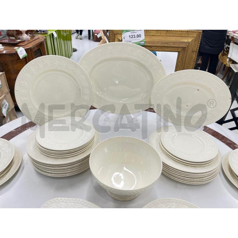 SET PIATTI WEDGWOOD BEIGE PER 14 PERSONE  | Mercatino dell'Usato Roma somalia 2