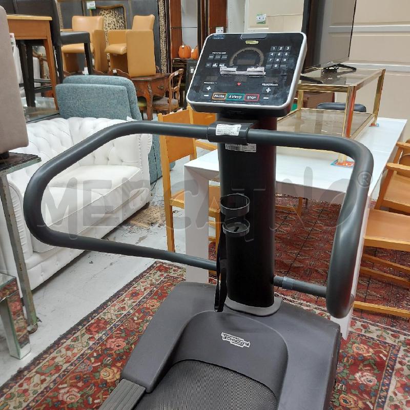 TAPIS ROULANT ELETTRICO TECHNOGYM MOD SPAZIO FORMA | Mercatino dell'Usato Roma somalia 3