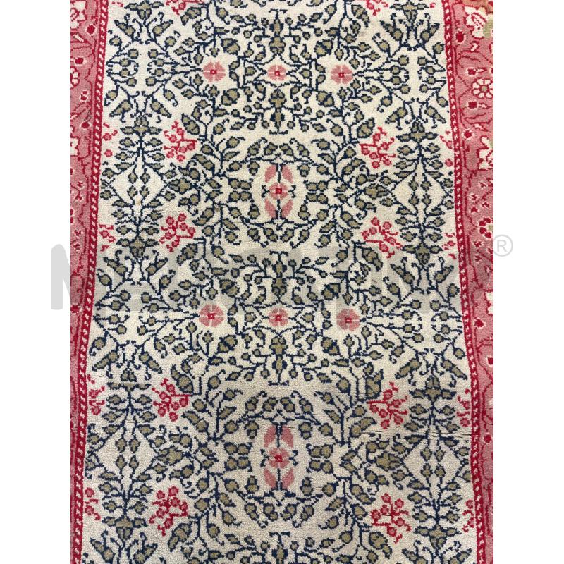 TAPPETO FONDOLETTO BORDO ROSSO | Mercatino dell'Usato Roma somalia 2