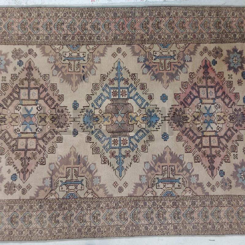 TAPPETO PERSIANO BEIGE 3 ROSONI 150X210 | Mercatino dell'Usato Roma somalia 2