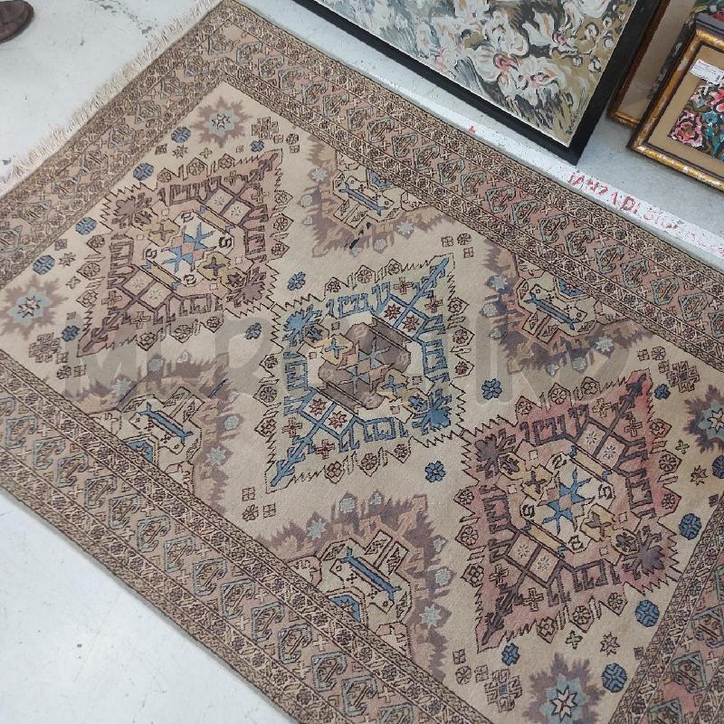 TAPPETO PERSIANO BEIGE 3 ROSONI 150X210 | Mercatino dell'Usato Roma somalia 4