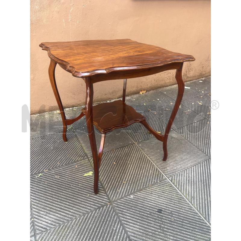 TAVOLINO QUADRATO NOCE | Mercatino dell'Usato Roma somalia 3
