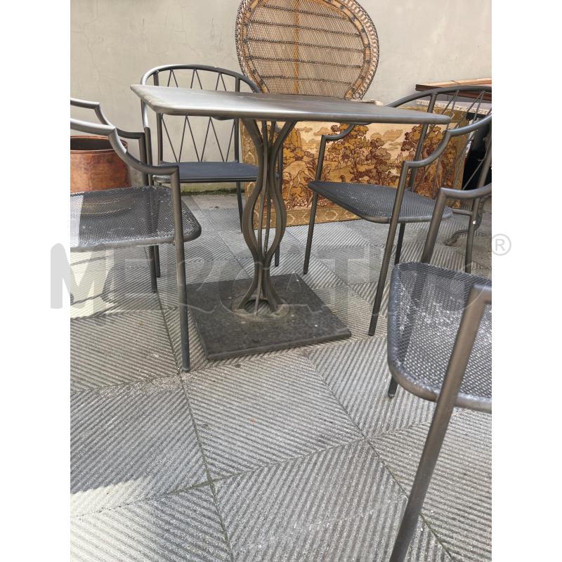 TAVOLO DA EST EMU + 4 SEDIE NERE  | Mercatino dell'Usato Roma somalia 3