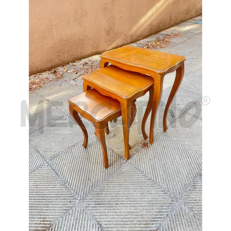 TRITTICO  TAVOLINI NOCE  | Mercatino dell'Usato Roma somalia 2