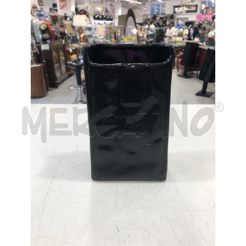 VASO CERAM NERA SELETTI | Mercatino dell'Usato Roma somalia 1