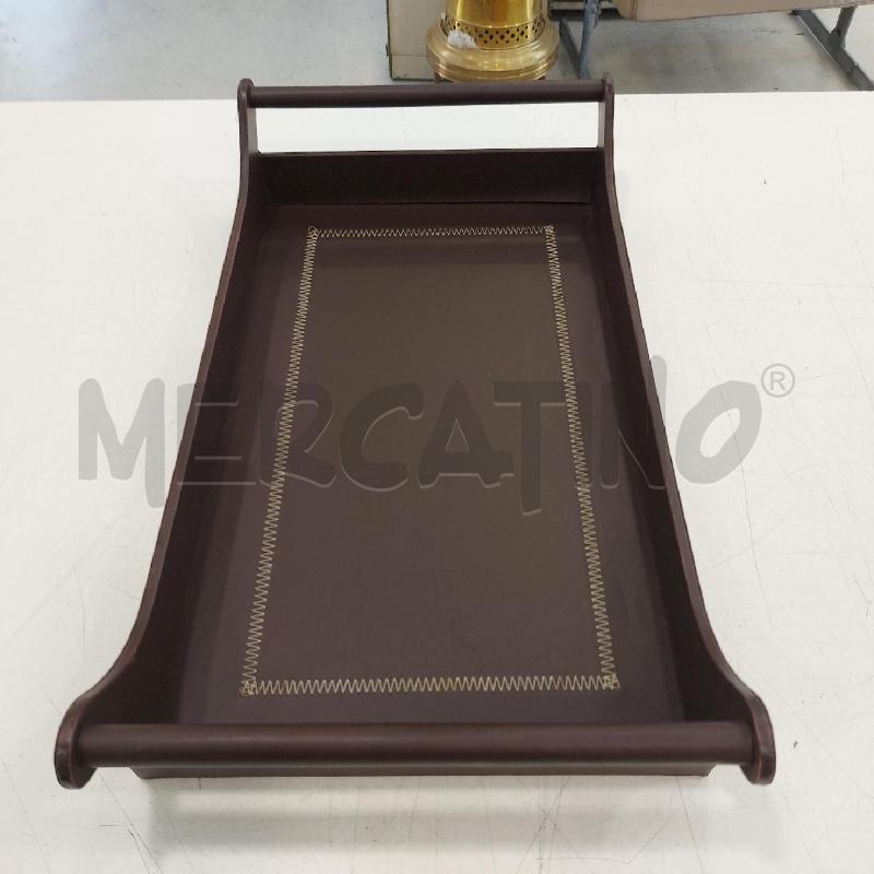 VASSOIO MARRONE CUCITURE BIANCHE 2M | Mercatino dell'Usato Roma somalia 3