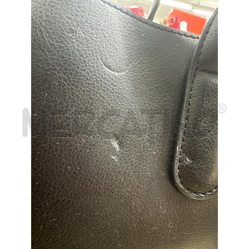 BORSA DONNA COCCINELLE SCAMOSC NERO + TRACOLLA | Mercatino dell'Usato Roma tor tre teste 3