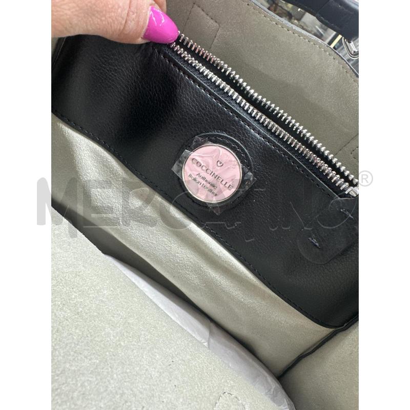 BORSA DONNA COCCINELLE SCAMOSC NERO + TRACOLLA | Mercatino dell'Usato Roma tor tre teste 5