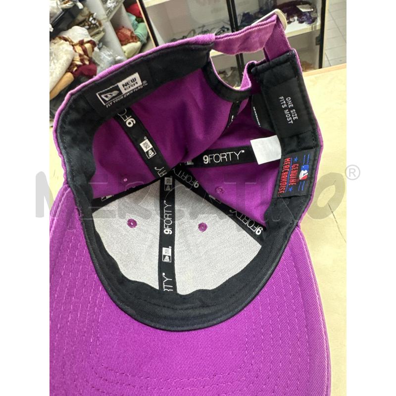 CAPPELLO UOMO NY VIOLA | Mercatino dell'Usato Roma tor tre teste 3
