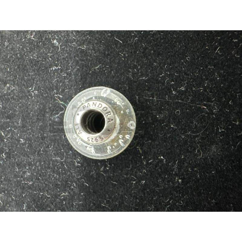 CHARM PANDORA VETRO BIANCO | Mercatino dell'Usato Roma tor tre teste 1