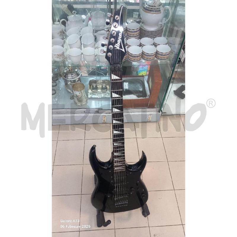 CHITARRA ELETTRICA IBANEZ NERA | Mercatino dell'Usato Roma tor tre teste 1