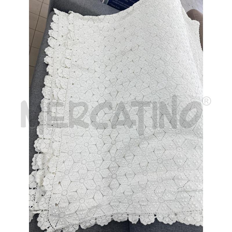 COPRILETTO MATR UNCINETTO BIANCO FIORI PALLINE | Mercatino dell'Usato Roma tor tre teste 4
