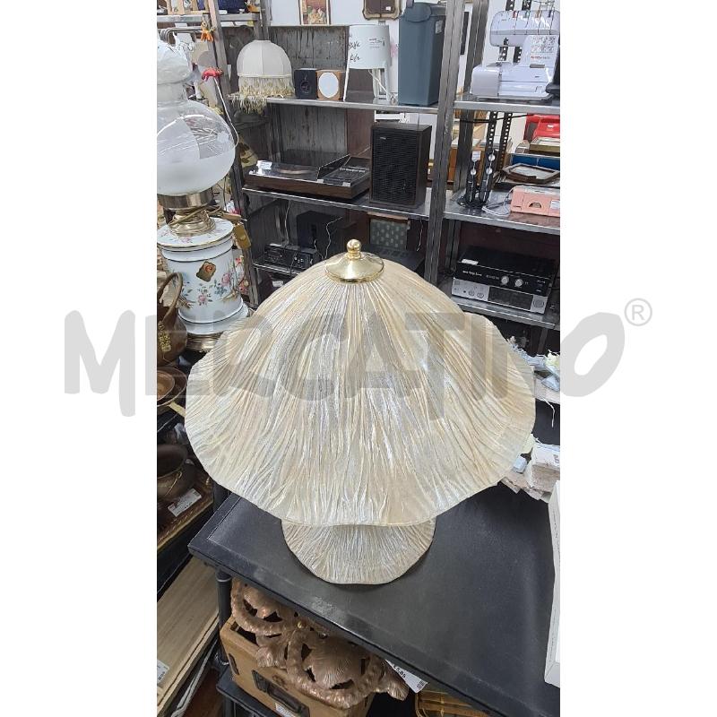 LAMPADA BASE E CAPPELLO VCETRO | Mercatino dell'Usato Roma tor tre teste 2
