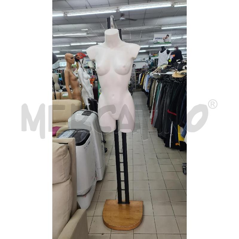 MANICHINO DONNA MEZZO BUSTO | Mercatino dell'Usato Roma tor tre teste 1