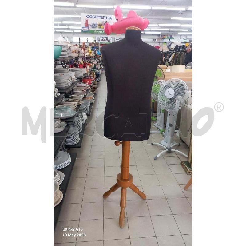MANICHINO LEGNO NERO | Mercatino dell'Usato Roma tor tre teste 1