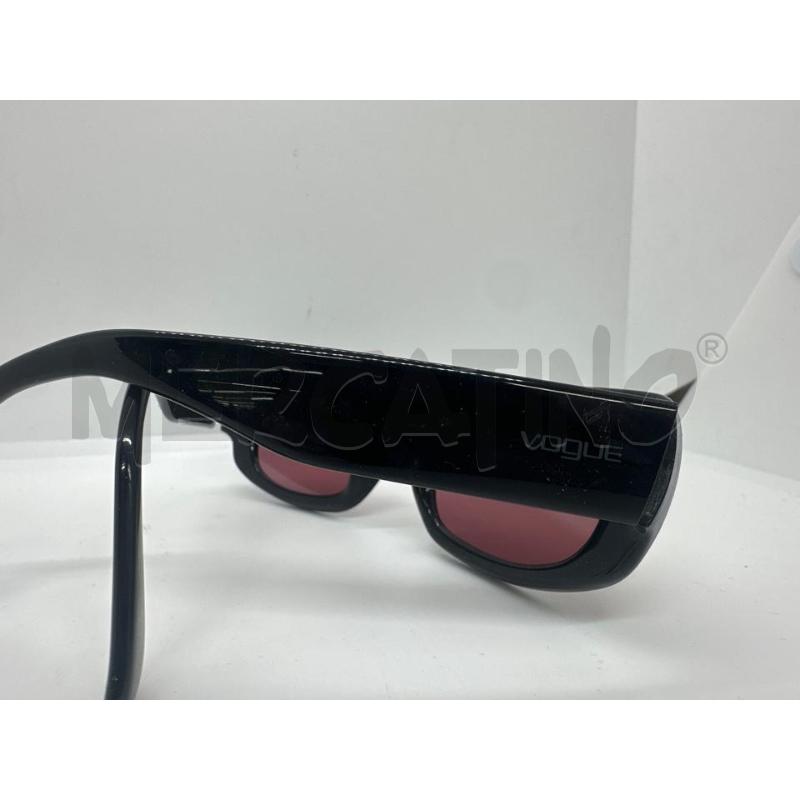 OCCHIALI DONNA  VOGUE NERO  RETTANGOLARE LENTI ROSA | Mercatino dell'Usato Roma tor tre teste 3