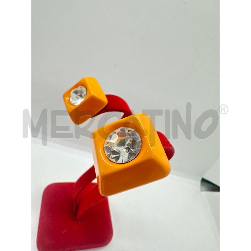 ORECCHINI CLIP QUADRATI ARANCIO CENTRAL STRASS | Mercatino dell'Usato Roma tor tre teste 2
