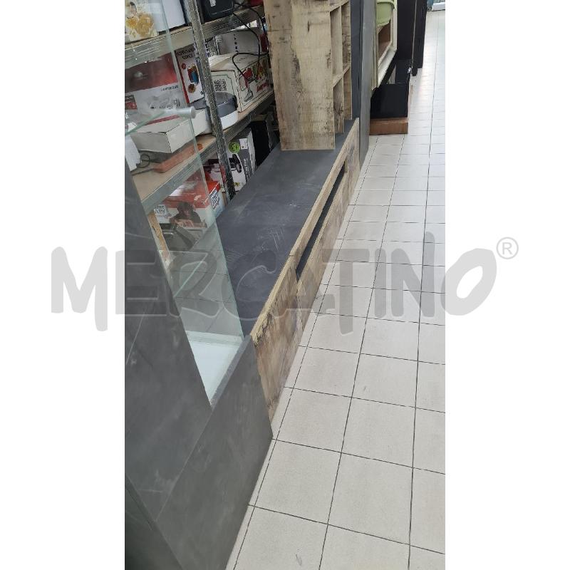 PARETE ATTREZZATA  | Mercatino dell'Usato Roma tor tre teste 4