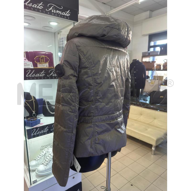 PIUMINO DONNA PEUTEREY FANGO CAPP PELO | Mercatino dell'Usato Roma tor tre teste 2