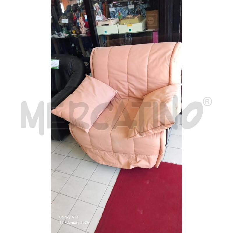 POLTRONA LETTO ARANCIONE | Mercatino dell'Usato Roma tor tre teste 1