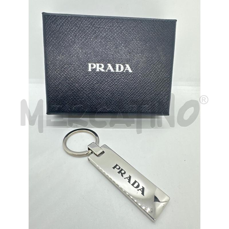 PORTA CHIAVI PRADA PLACCHETTA CROMO | Mercatino dell'Usato Roma tor tre teste 1