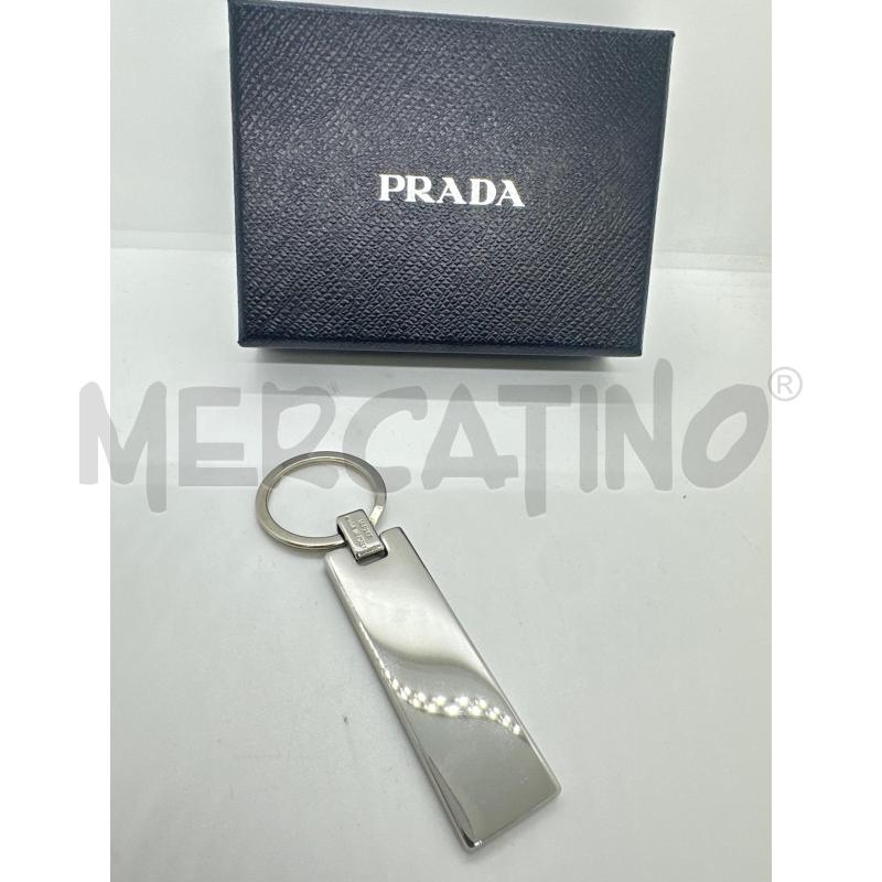 PORTA CHIAVI PRADA PLACCHETTA CROMO | Mercatino dell'Usato Roma tor tre teste 3