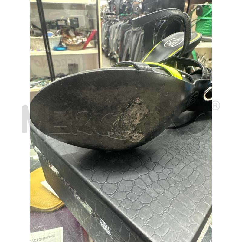SANDALI DONNA ASH NERO GIALLO FLUO INTRECC | Mercatino dell'Usato Roma tor tre teste 3
