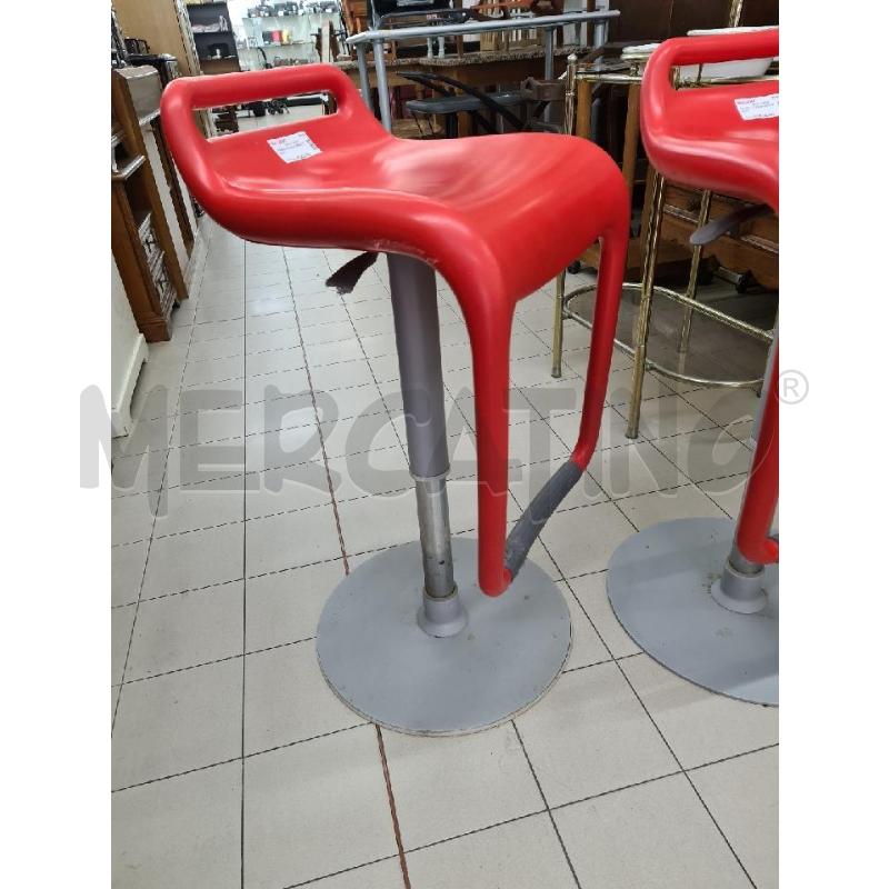 SGABELLO SALISCENDI ROSSO | Mercatino dell'Usato Roma tor tre teste 2