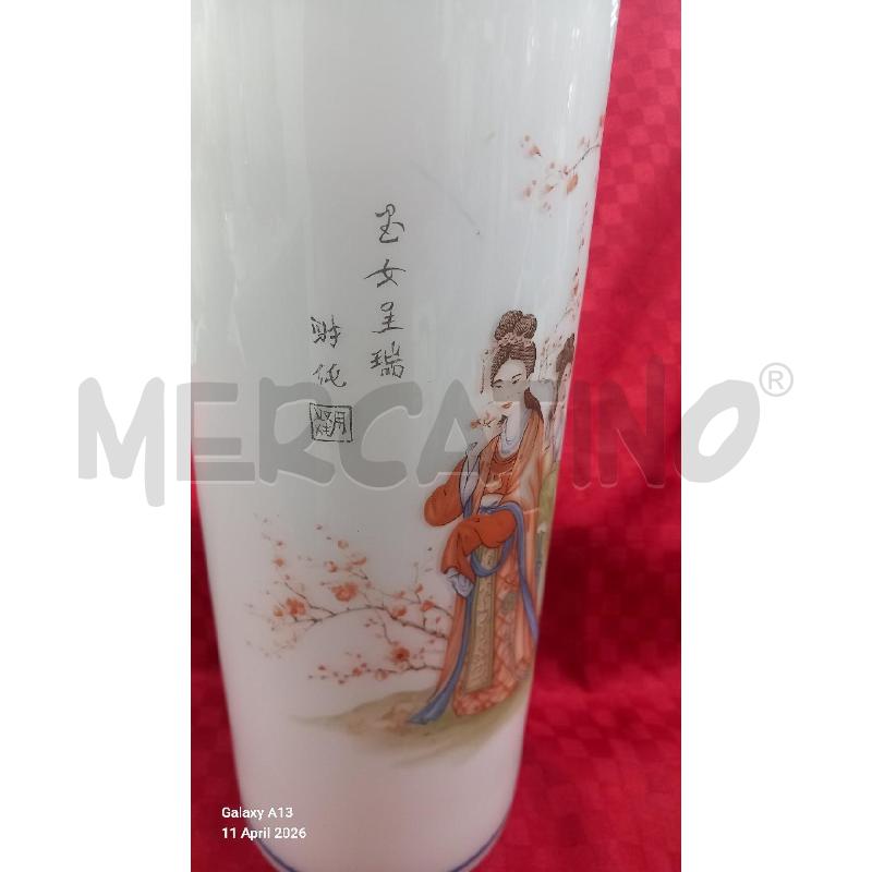 VASO VETRO ALTO BIANCO JAP | Mercatino dell'Usato Roma tor tre teste 2