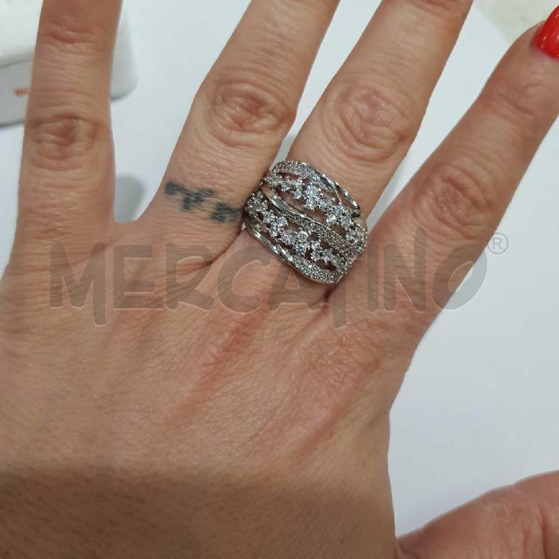 ANELLO DONNA FASCIA ACC STRASS | Mercatino dell'Usato Civitavecchia 2