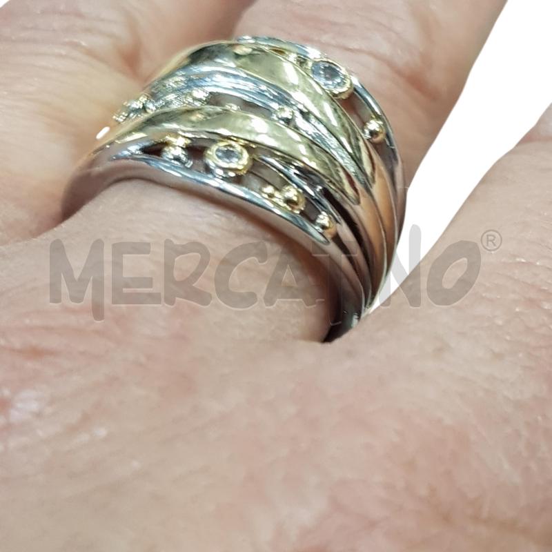 ANELLO DONNA FASCIA DETT ORO E BRILLANTINI STEEL  | Mercatino dell'Usato Civitavecchia 2