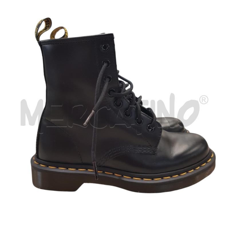 ANFIBI D DR MARTENS NERI PARI AL NUOVO | Mercatino dell'Usato Civitavecchia 1