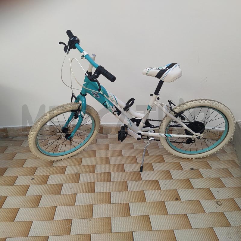 BICICLETTA BAMBINA 20 BIANCA CELESTE Mercatino Dell Usato Civitavecchia
