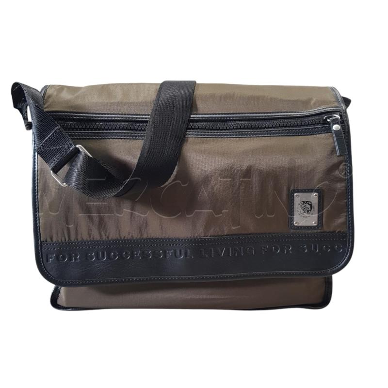 BORSA DIESEL DIESEL NYLON VERDE SERIE LIMITATA | Mercatino dell'Usato Civitavecchia 1