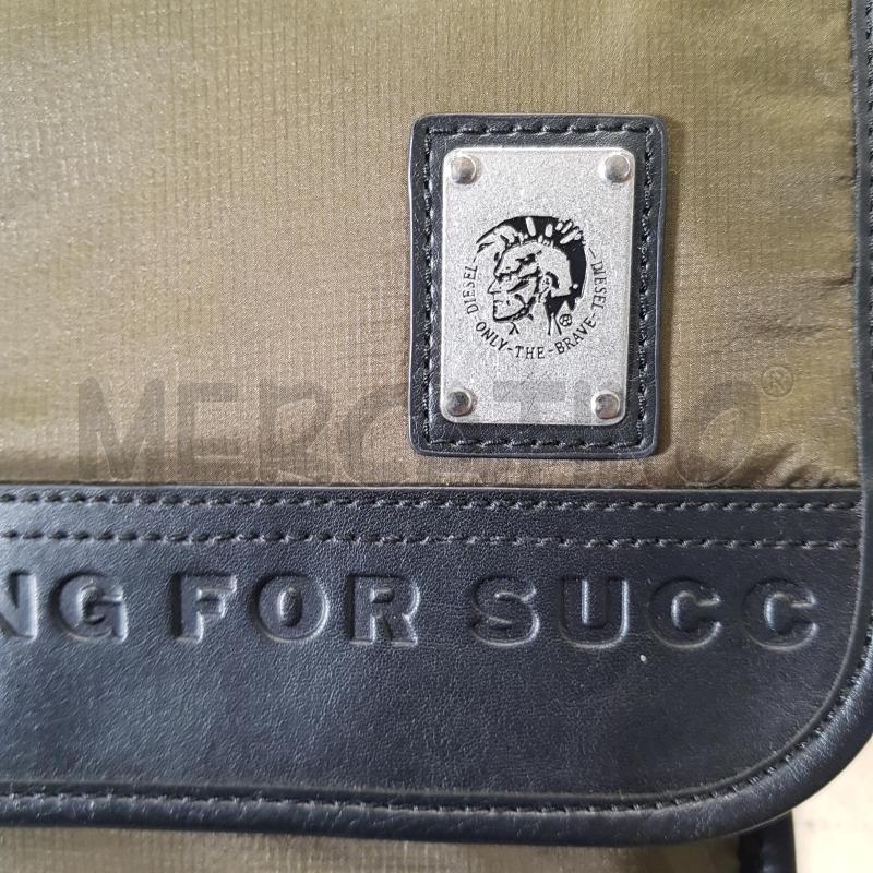 BORSA DIESEL DIESEL NYLON VERDE SERIE LIMITATA | Mercatino dell'Usato Civitavecchia 5