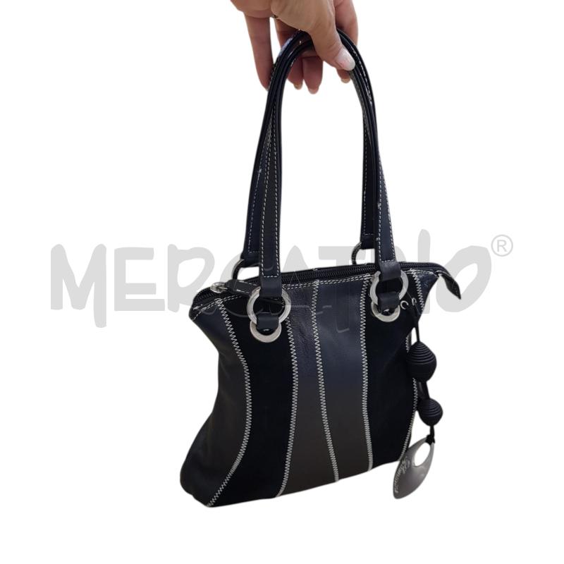 BORSA D BLUMARINE PELLE NERA SCM IMPUNTURE | Mercatino dell'Usato Civitavecchia 4