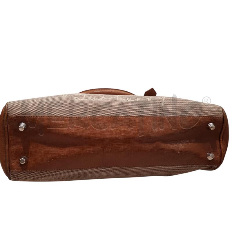 BORSA D BURBERRY TELATA PROFILI PELLE MARRONE | Mercatino dell'Usato Civitavecchia 3