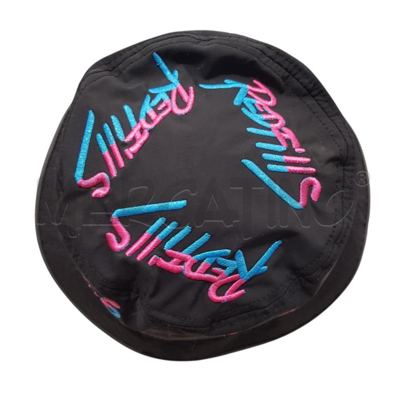 CAPPELLO REDFILLS PARIS NYLON NERO SCRITTE LUREX CEL/FUXIA | Mercatino dell'Usato Civitavecchia 3