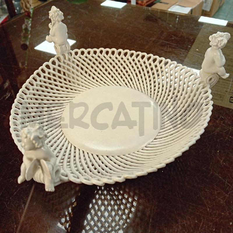 CESTINO TRAFORATO 3 PUTTI MUSICISTI DIAM.27CM | Mercatino dell'Usato Civitavecchia 1