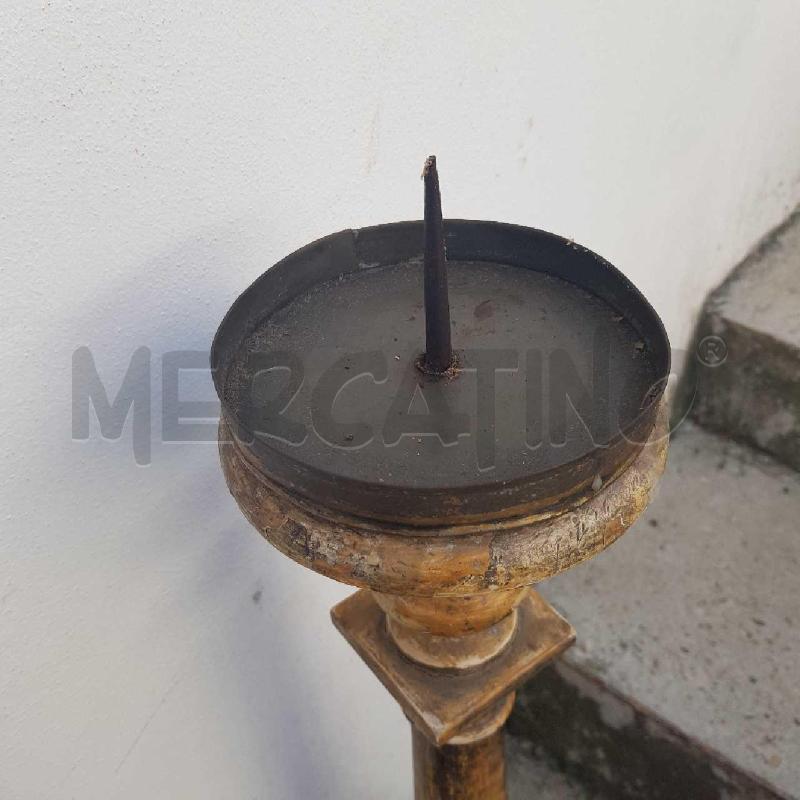 COPPIA VECCHI CANDELIERI LEGNO ALTEZZA 65CM CADAUNO | Mercatino dell'Usato Civitavecchia 4