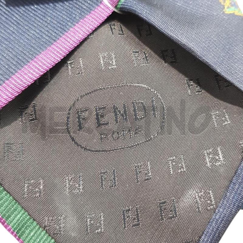 CRAVATTA FENDI BLU RIGHE VIOLA VERDE STEMMA ARALDICO | Mercatino dell'Usato Civitavecchia 2
