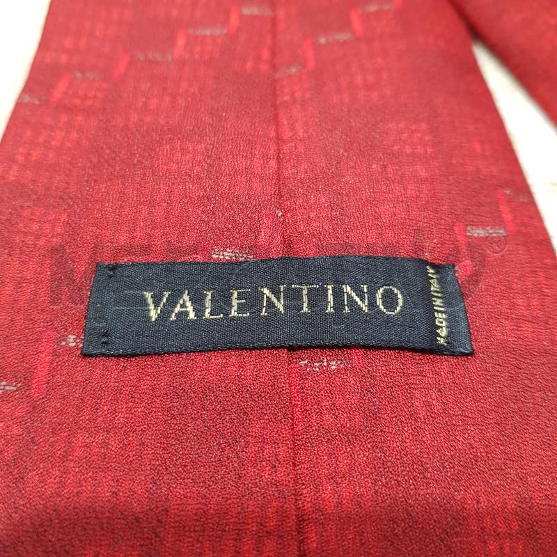 CRAVATTA VALENTINO ROSSO GEOMETRICO IN TONO | Mercatino dell'Usato Civitavecchia 4
