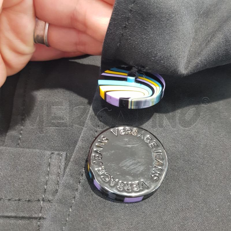 GIACCA D VERSACE JEANS BLU 2 BOTT MULTI COL | Mercatino dell'Usato Civitavecchia 4